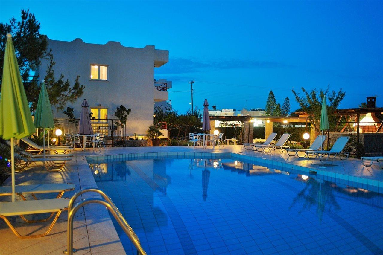Altis Hotel Mália Exterior foto